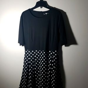 New Women Dress polka dots. Black and white